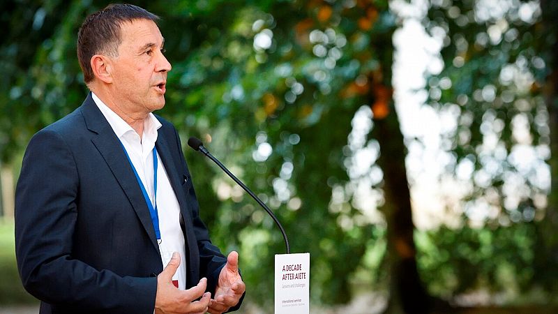 Otegi, a las vctimas en el dcimo aniversario del fin de ETA: "Sentimos su dolor. Nunca debi haberse producido" - Ver ahora